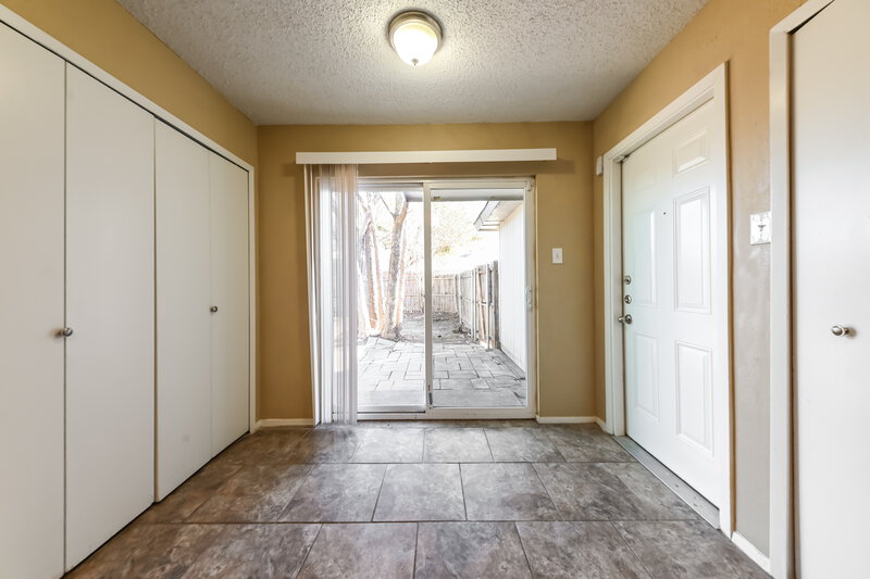 2,124/Mo, 1522 Sunset Ln Duncanville, TX 75137 Dining Room View