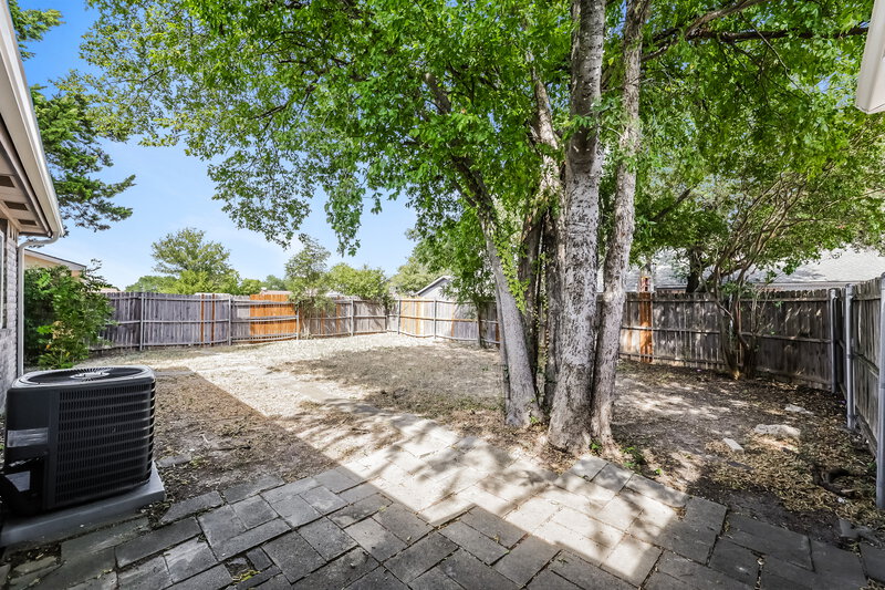 1,760/Mo, 1522 Sunset Ln Duncanville, TX 75137 Rear View