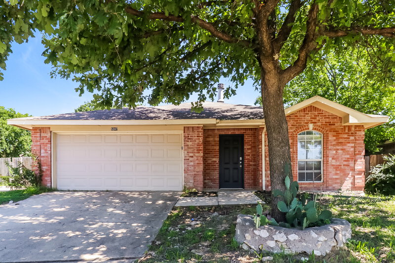 2,153/Mo, 5247 Tato Dr Dallas, TX 75211 External View