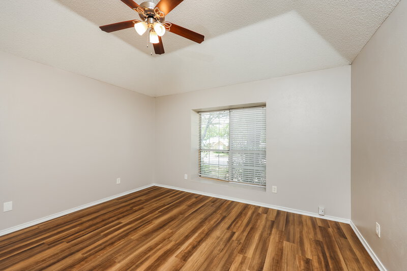 2,735/Mo, 928 Eagle Dr DeSoto, TX 75115 Main Bedroom View