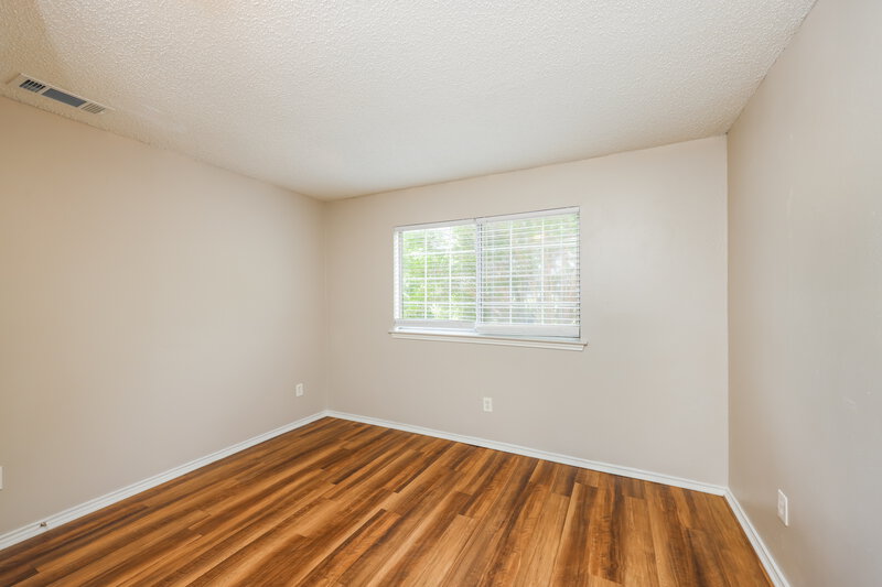 2,735/Mo, 928 Eagle Dr DeSoto, TX 75115 Bedroom View