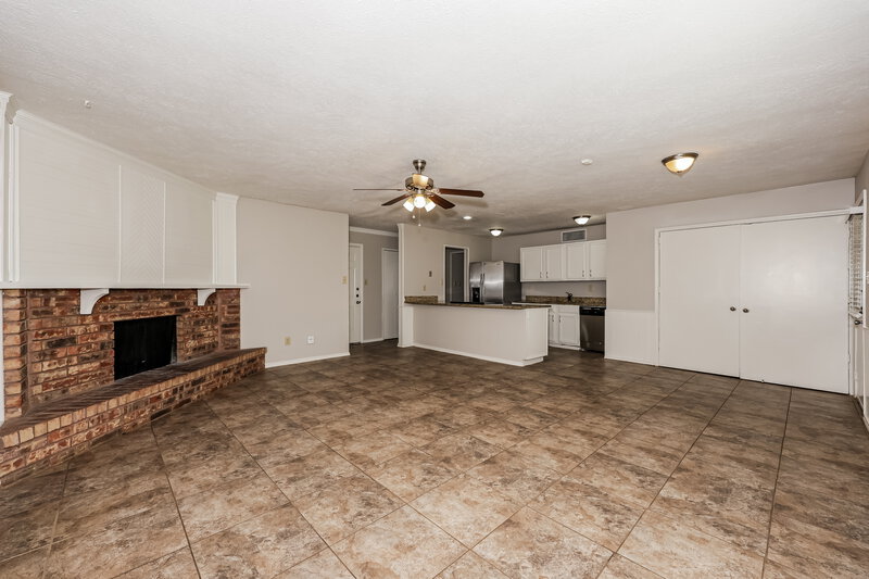 1,965/Mo, 6317 Sunset Rd North Richland Hills, TX 76182 Living Room View