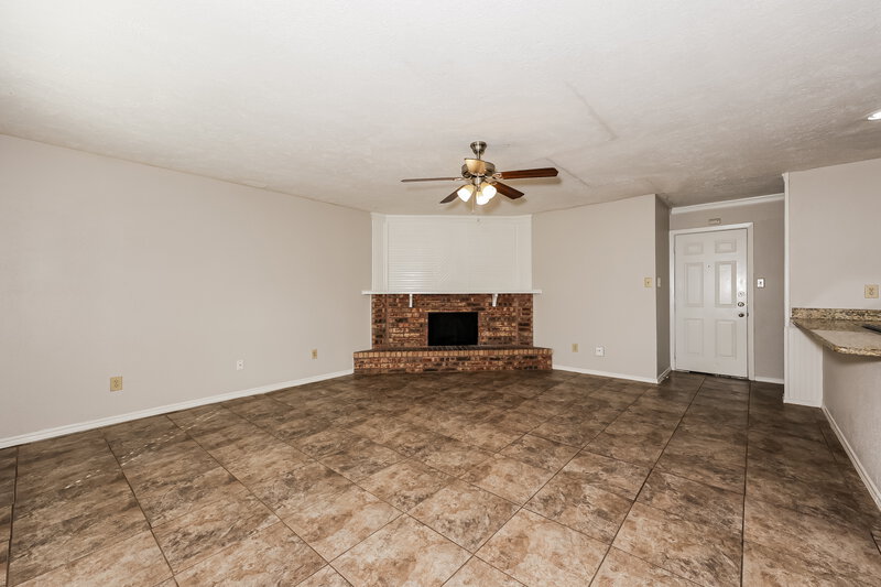 1,965/Mo, 6317 Sunset Rd North Richland Hills, TX 76182 Living Room View 2