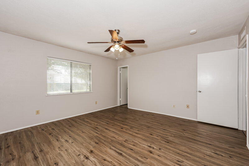 1,965/Mo, 6317 Sunset Rd North Richland Hills, TX 76182 Main Bedroom View 2