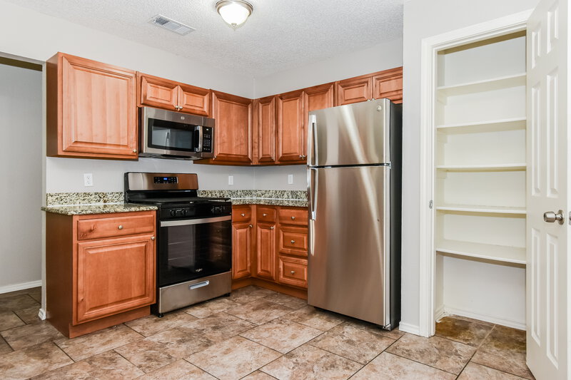 2,065/Mo, 2310 Shadyoaks Ln Rowlett, TX 75088 Kitchen View