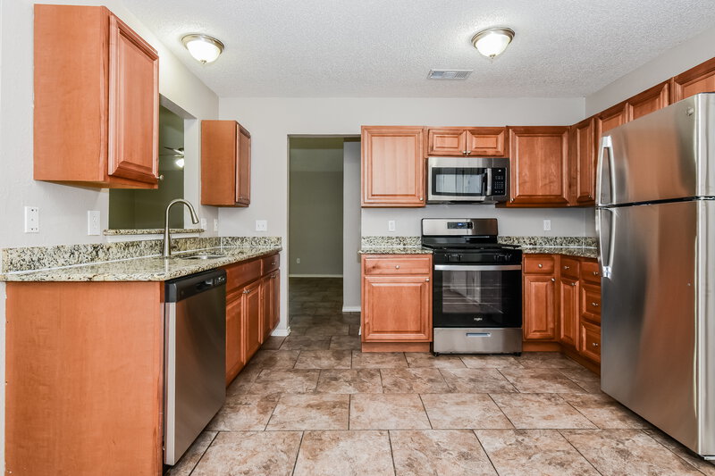 2,065/Mo, 2310 Shadyoaks Ln Rowlett, TX 75088 Kitchen View 2