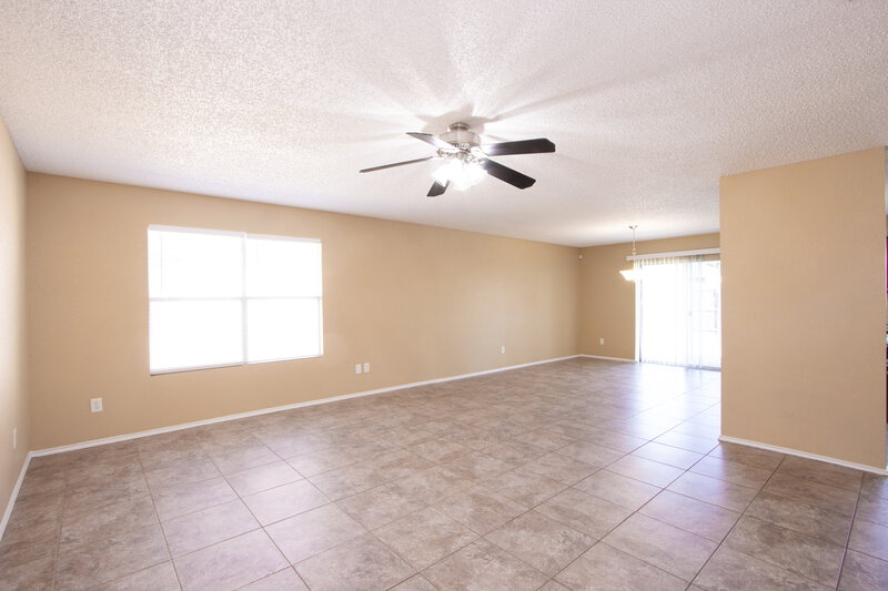 3,310/Mo, 2821 Maegen Circle Fort Worth, TX 76112 Living Room View