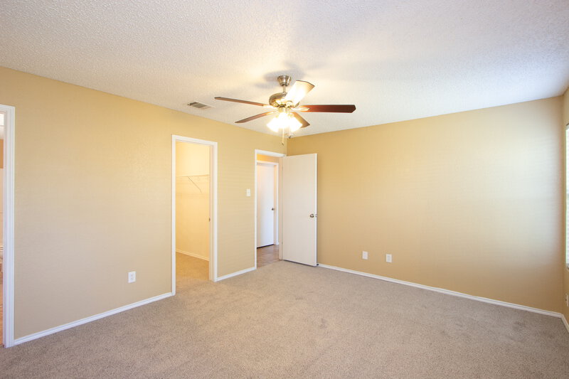 3,310/Mo, 2821 Maegen Circle Fort Worth, TX 76112 Main Bedroom View 2