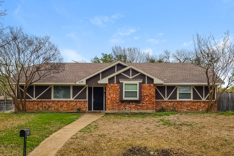 2,440/Mo, 424 Newcastle Dr DeSoto, TX 75115 External View