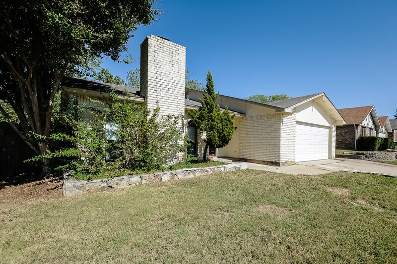 2,050/Mo, 7109 Forestview Dr Arlington, TX 76016 Front View