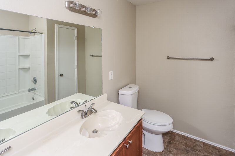 2,795/Mo, 9200 Cheswick Dr Fort Worth, TX 76123 Bathroom View 2