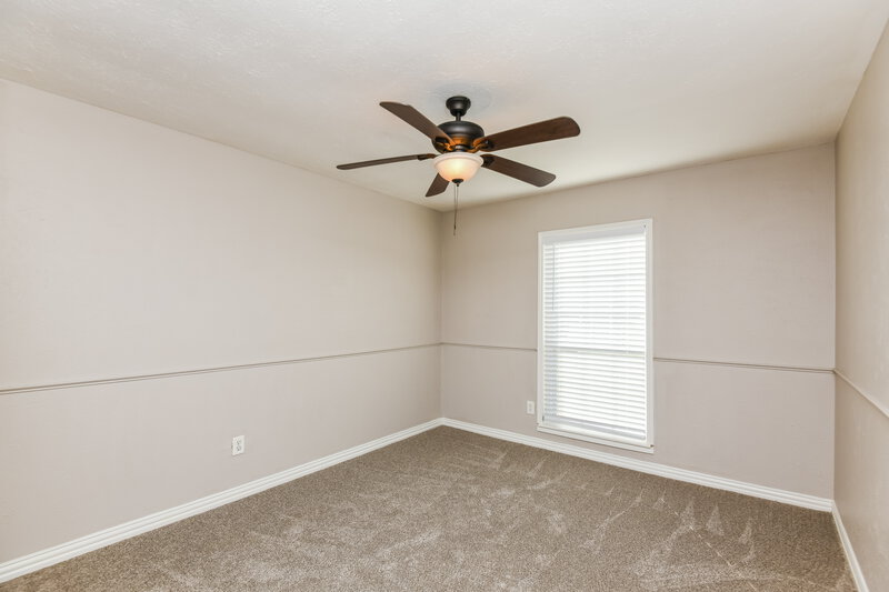 1,980/Mo, 6901 Glenwood Dr North Richland Hills, TX 76182 Bedroom View 2
