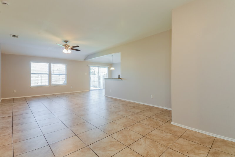 1,985/Mo, 9723 Checota Dr Dallas, TX 75217 Living Room View 2