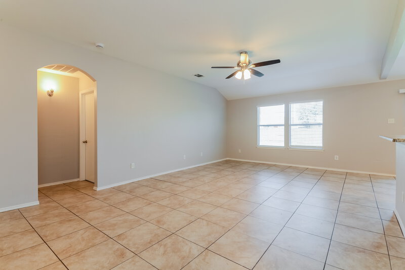 1,985/Mo, 9723 Checota Dr Dallas, TX 75217 Living Room View 3