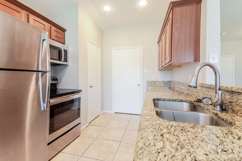 1,985/Mo, 9723 Checota Dr Dallas, TX 75217 Kitchen View