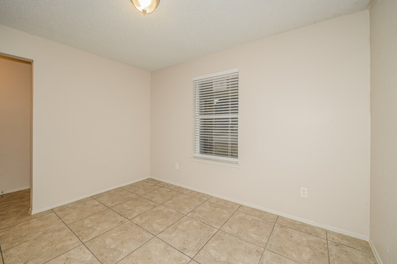 1,740/Mo, 4900 Chickadee Dr Balch Springs, TX 75180 Bedroom View 9