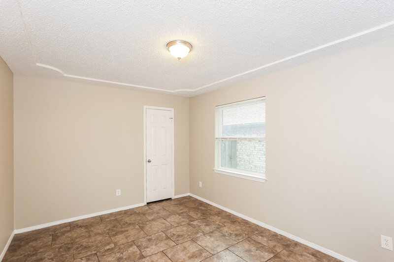 2,230/Mo, 3516 Wedgworth Rd S Fort Worth, TX 76133 Bedroom View 3