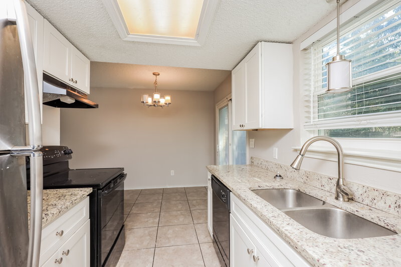 1,905/Mo, 6564 Westridge Dr Watauga, TX 76148 Kitchen View 2