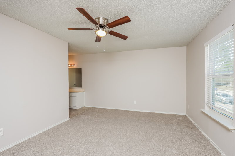 1,905/Mo, 6564 Westridge Dr Watauga, TX 76148 Main Bedroom View