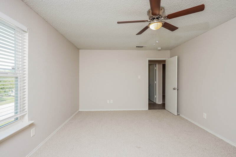 1,905/Mo, 6564 Westridge Dr Watauga, TX 76148 Main Bedroom View 2