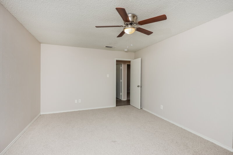 1,905/Mo, 6564 Westridge Dr Watauga, TX 76148 Main Bedroom View 3
