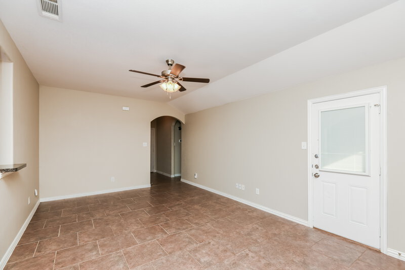 1,985/Mo, 2440 Echo Point Dr Fort Worth, TX 76123 Living Room View