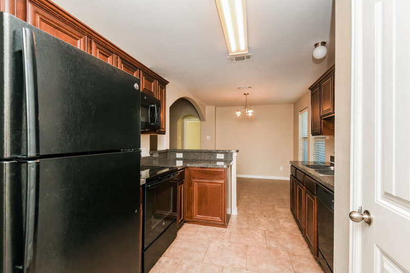 1,985/Mo, 2440 Echo Point Dr Fort Worth, TX 76123 Kitchen View 2