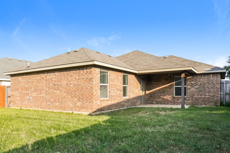 1,985/Mo, 2440 Echo Point Dr Fort Worth, TX 76123 Rear View