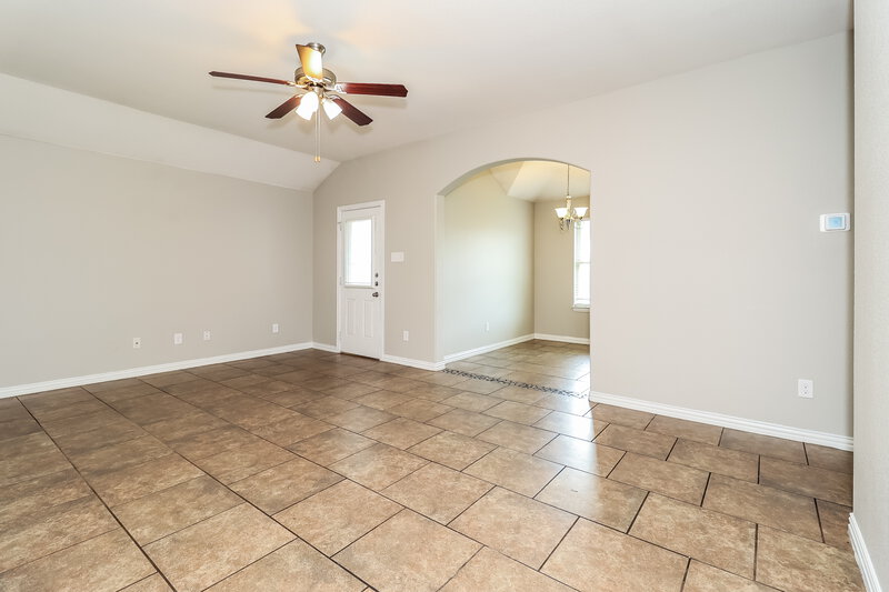 1,925/Mo, 7617 Hollow Forest Dr Fort Worth, TX 76123 Living Room View 3