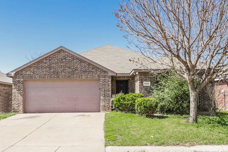 1,940/Mo, 7616 Rainbow Creek Dr Fort Worth, TX 76123 External View
