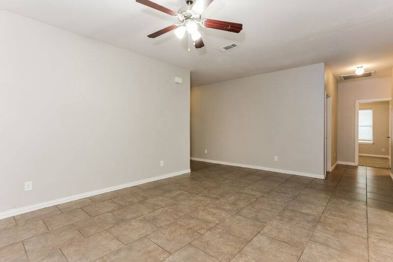 1,895/Mo, 7616 Rainbow Creek Dr Fort Worth, TX 76123 Living Room View 3