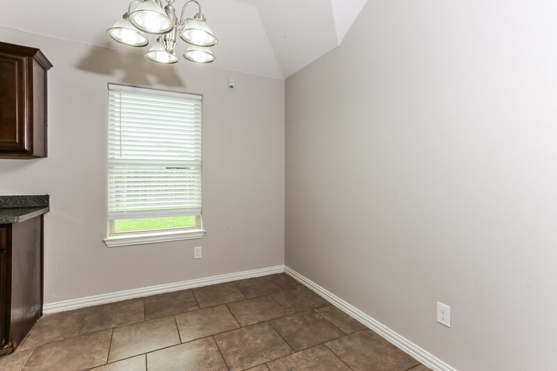 1,895/Mo, 7616 Rainbow Creek Dr Fort Worth, TX 76123 Dining Room View 2