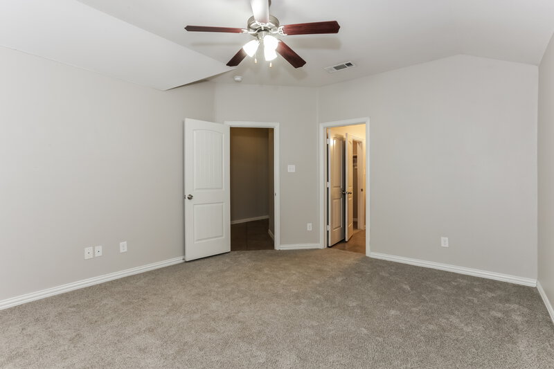 1,895/Mo, 7616 Rainbow Creek Dr Fort Worth, TX 76123 Bedroom View 3
