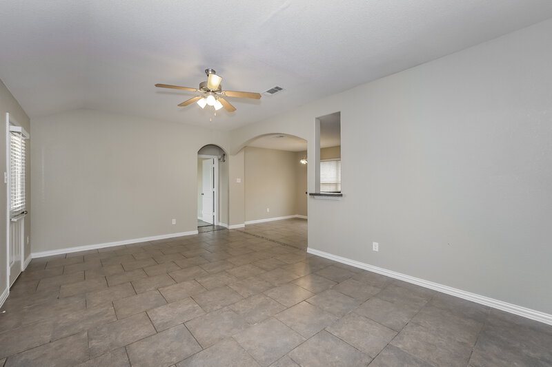 1,695/Mo, 7609 Rainbow Creek Dr Fort Worth, TX 76123 Living Room View