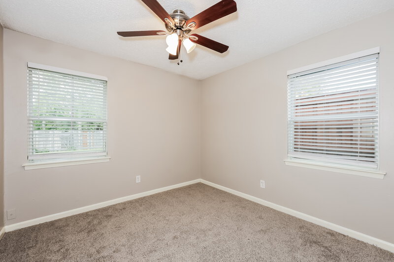 1,850/Mo, 629 Dawn Dr Garland, TX 75040 Bedroom View 2