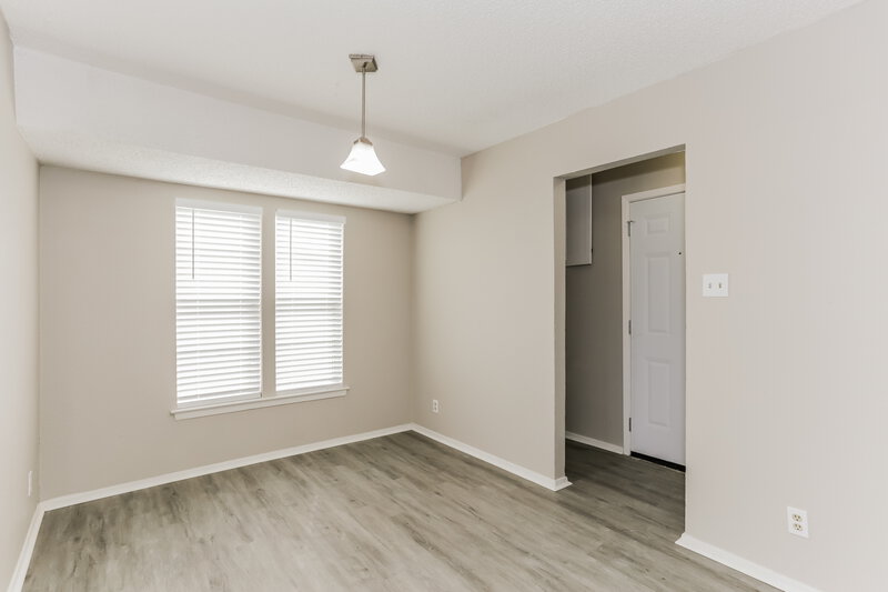 2,095/Mo, 2727 Lucas Dr Arlington, TX 76015 Misc View 4