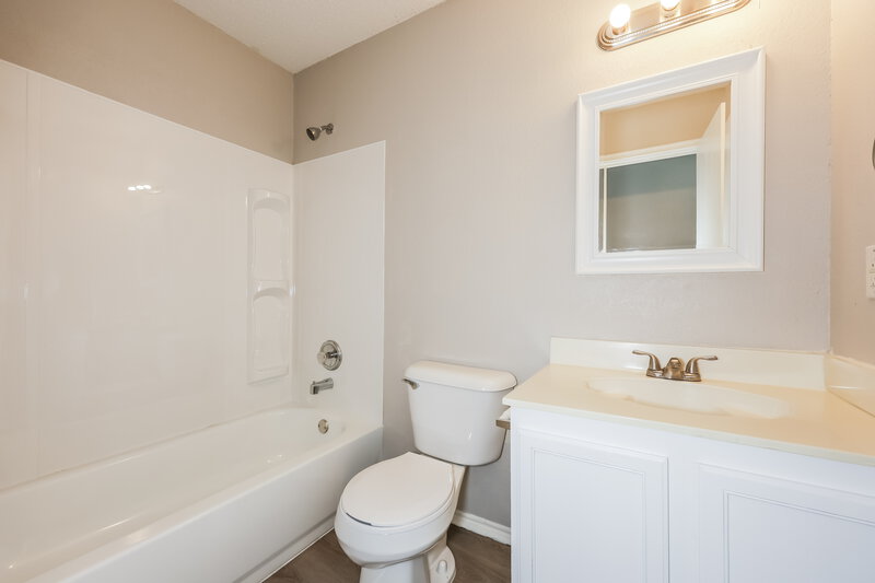 2,095/Mo, 508 Nuffield Ln Fort Worth, TX 76036 Bathroom View