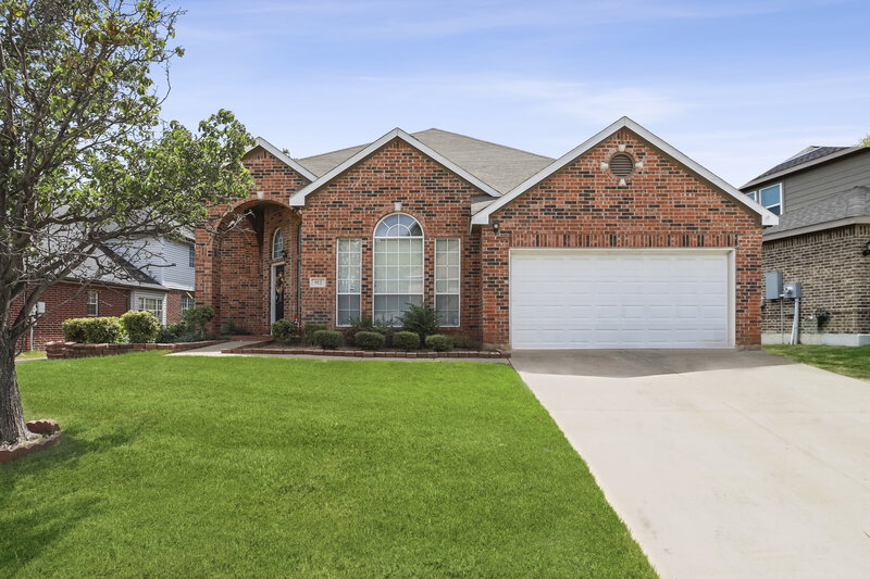 3,280/Mo, 912 Becker Dr Euless, TX 76039 External View