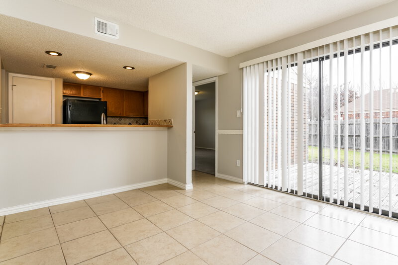 1,885/Mo, 4619 Timber Run Drive Arlington, TX 76001 Dining Room View