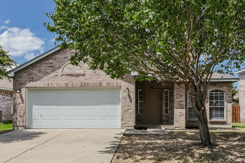 2,745/Mo, 2808 Earle Dr Grand Prairie, TX 75052 External View