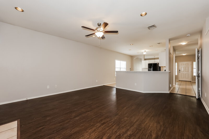 2,295/Mo, 2808 Earle Dr Grand Prairie, TX 75052 Living Room View 2