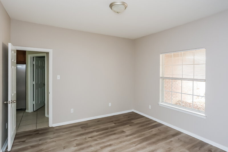 2,650/Mo, 2521 Greenhaven Dr Burleson, TX 76028 Study View 2