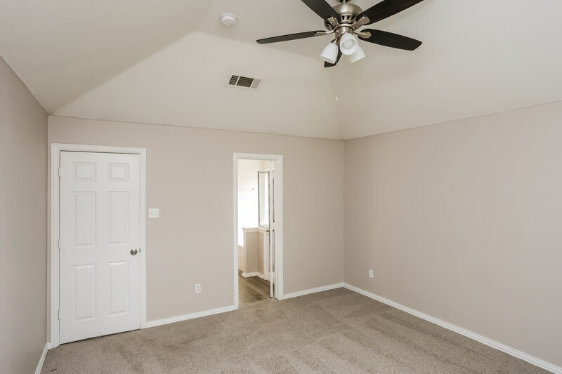 2,650/Mo, 2521 Greenhaven Dr Burleson, TX 76028 Main Bedroom View