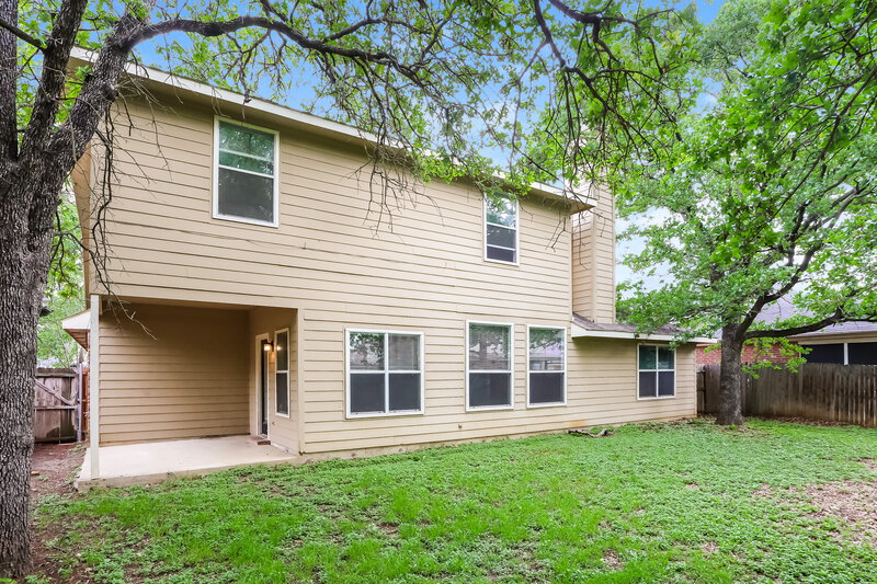 2,650/Mo, 2521 Greenhaven Dr Burleson, TX 76028 Rear View