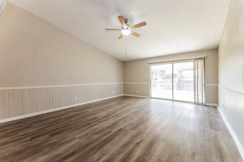 1,850/Mo, 5916 Cedar Lane Rowlett, TX 75089 Living Room View