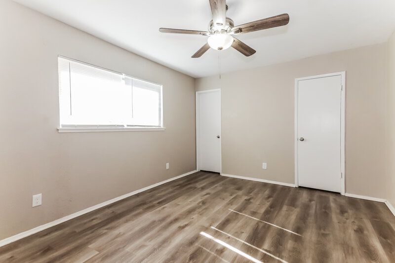 1,850/Mo, 5916 Cedar Lane Rowlett, TX 75089 Main Bedroom View