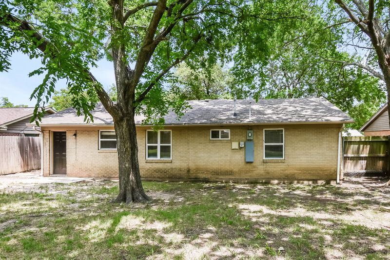 1,740/Mo, 1513 Delmar Dr Garland, TX 75040 Rear View 2