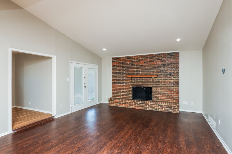 1,805/Mo, 1514 Misty Corinth, TX 76210 Living Room View