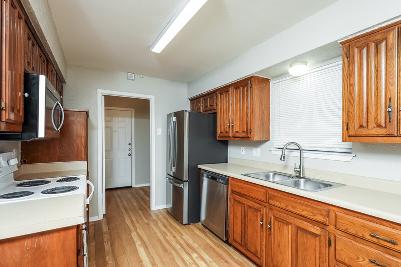 1,805/Mo, 1514 Misty Corinth, TX 76210 Kitchen View