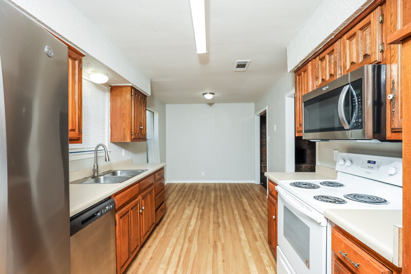 1,805/Mo, 1514 Misty Corinth, TX 76210 Kitchen View 3
